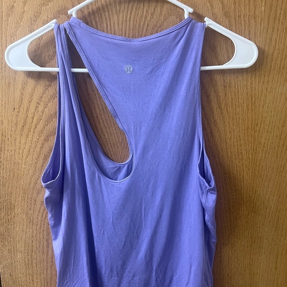 Lululemon cut out tank - Purple - Picture 2 of 2